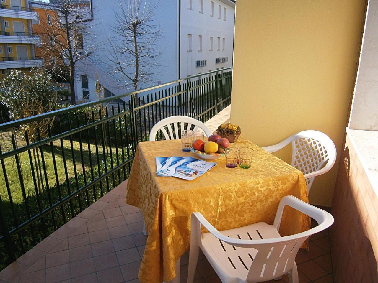 Ferienwohnung Glicini Bibione Exterior foto
